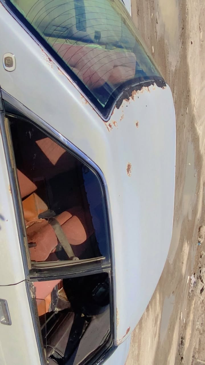 يا الله سلام عليكم سياره البيع هارتوب مكينه بلادي كير بلادي
صدره ٥٠ بل ١٠٠ 
رقم مثنه  مشروح وطني بسم والد صديقي 
كوم حديد ابيع بيه خياسات تايرات نضاف مكان بغداد غرب مجمع بسمايه 
السعر ٢٠ وبيه ممجال 
رقم الهاتف ***********
