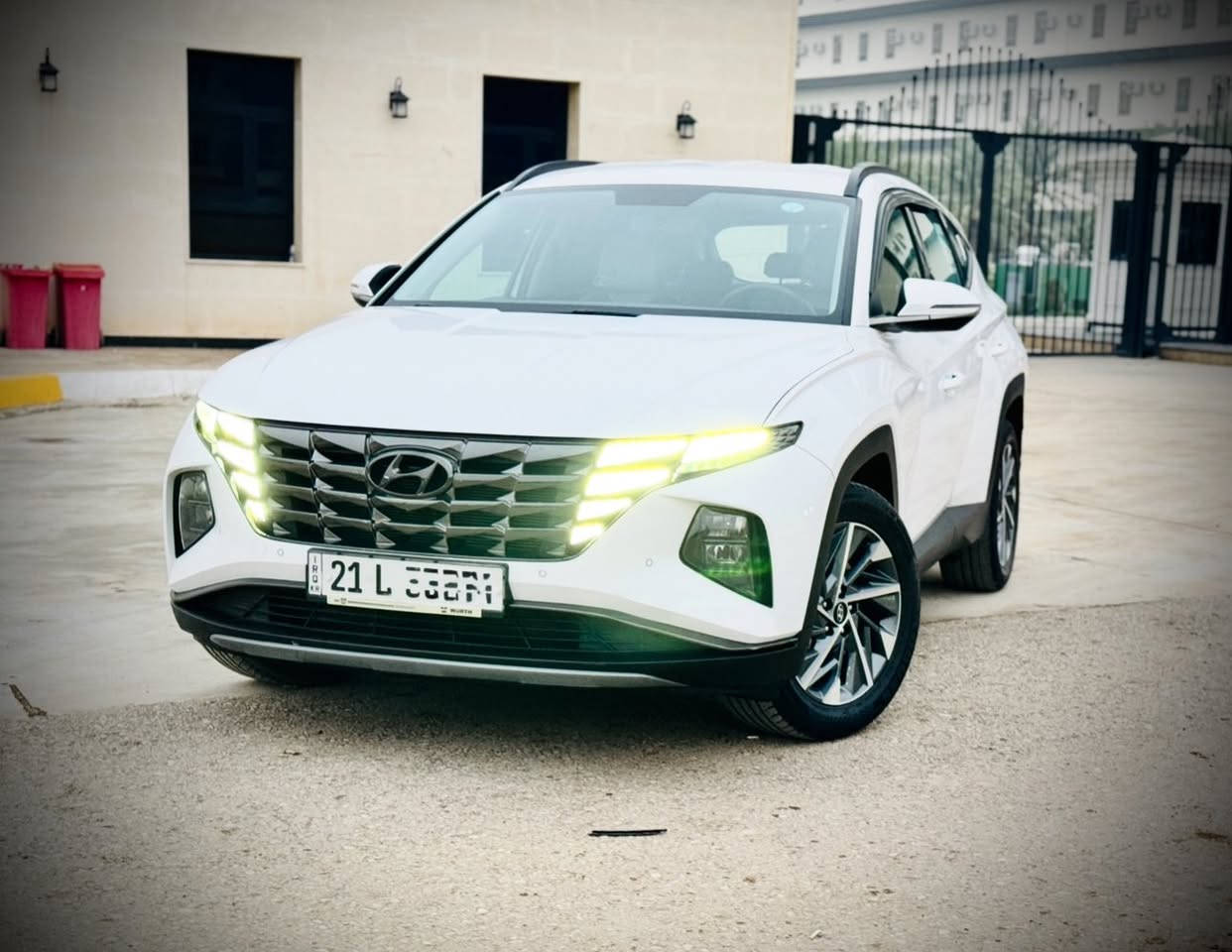 السلام عليكم ورحمه الله وبركاته

هونداي توسان 2024 

خليجي

رقم سليمانية تحويل مباشر 

سنويه لغايه ٢٠٢٩ وهزه جديدة  

مكفولة كفالة عامة سونار مرفق مع الصور

عدا الي مأشر من ضمن الصور 

ماشيه 48 كم

 مواصفات 

حجم المحرك 200‪0 

شاشه ديجيتال

بصمة   

تشغيل عن بعد

‏AIRBAG عدد 2

سايد بريك بصمه 

بك لايت LED

كروس سرعه

اوتو هولد

مري شفط 

ثلاجة 

مقاعد امامية كهرباء 

بردات ابواب خلفية 

حساسات امامية وخلفية

حساس كشنات

تحكم مقود كامل

بصمات عدد 2 

انارة ترحيب

نقطة نزول منحدرات. 

نظام مانع تزحلق 

شاحن موبايل واير ليس  

اشاير بالمري والمري قابلة للطي 

درايف مود

‏(Normail - eco- sport t) 

السعر 217 وبيه مجال بسيط للشراي الجاي

مكانه ديالى بعقوبة

الخاص مفتوح

للاستفسار ***********
