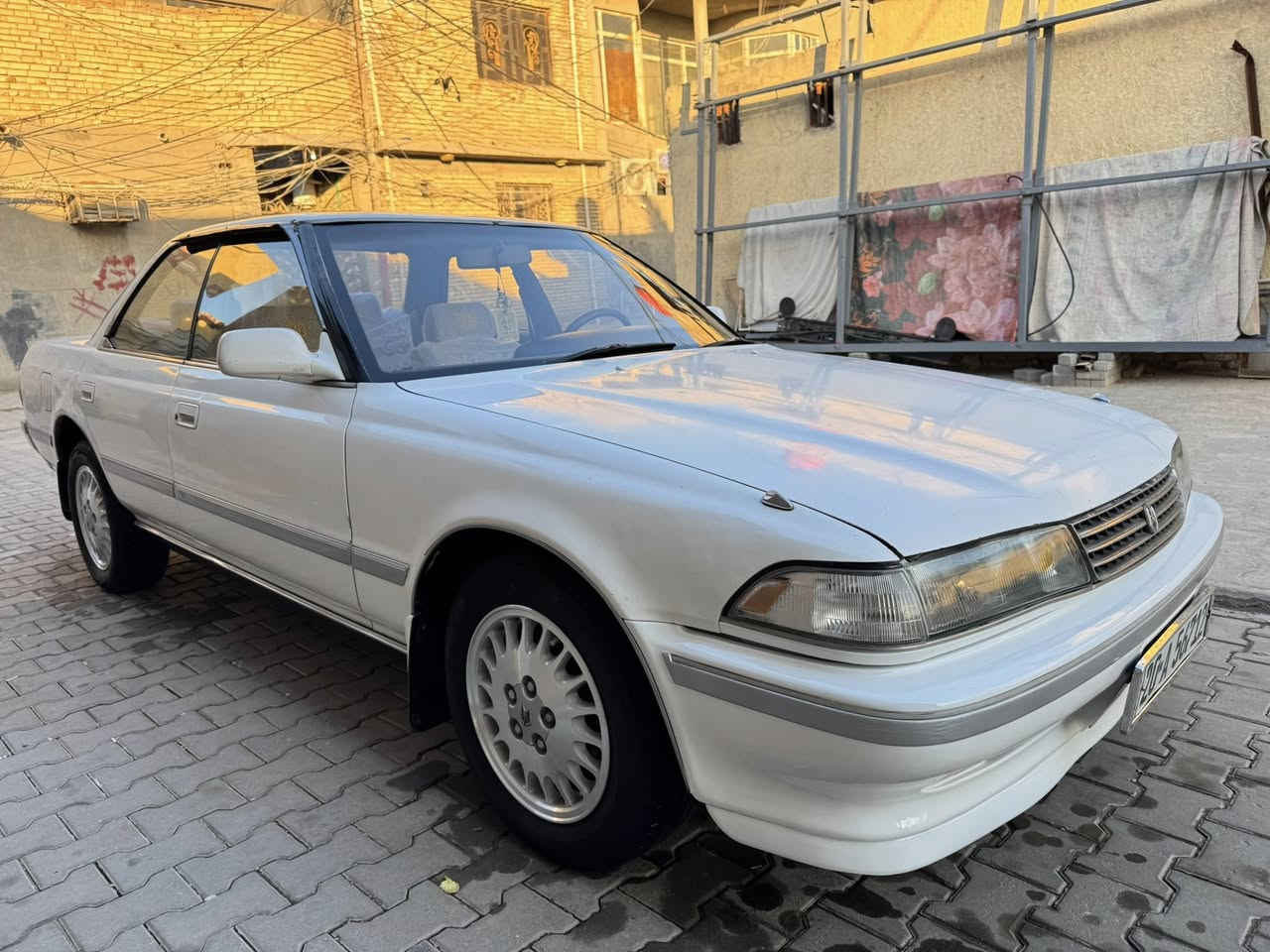 مارك موديل 1992 رقم انكليزي سنويه جديده مكفوله من الكص والضربه والنقل الجثه والصبغ والتبديل سياره بلاديه وجاهزه مكينه وكير ونجي مكفولات حداديه جديده تخم تاير جديد كهربائيات كلهه شغاله مكان السياره السماوة 
رقم ***********
