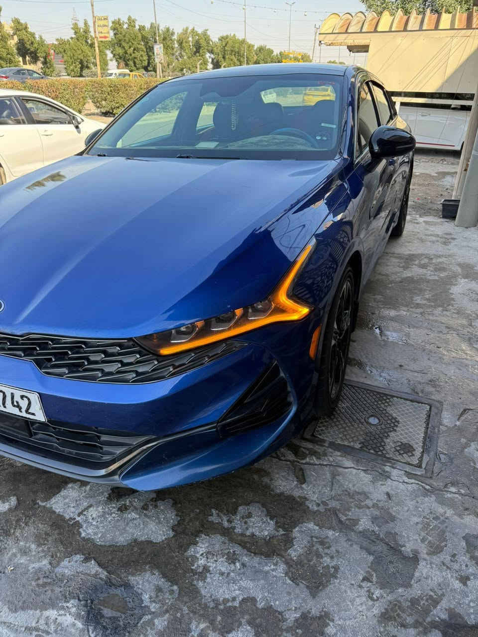 🚗 للبيع – كيا K5 GT-Line موديل 2021
* اللون: أزرق مميز وارد امريكي 

* الموديل: 2021

* الفئة: GT-Line )

* المحرك: 1.6 تيربو

* ناقل الحركة: أوتوماتيك

📏 العداد: 69 ألف ميل

✨ المواصفات:

* شاشة + Apple CarPlay / Android Auto

* كاميرا خلفية + حساسات

* مثبت سرعة

* تحكم ستيرن

* أنظمة أمان (مانع اصطدام + تنبيه مسار)

* إضاءة LED

📌 الحالة:

* استخدام شخصي

* جاهزة للاستخدام

) 

📞 التواصل: ***********

📲 متوفر واتساب
