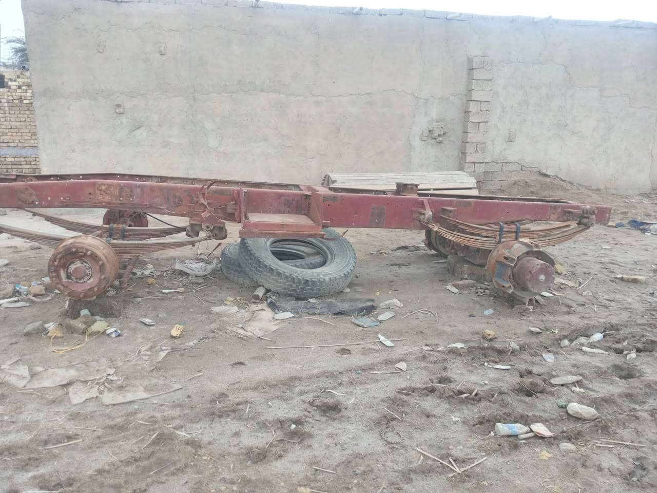 شاصي البي للبيع مديل ٧٥ كلاب بلادي
مع العلم بدون رقم واذا اكسن بوحده هم انبيعه اكسن نص جيف 
***********
