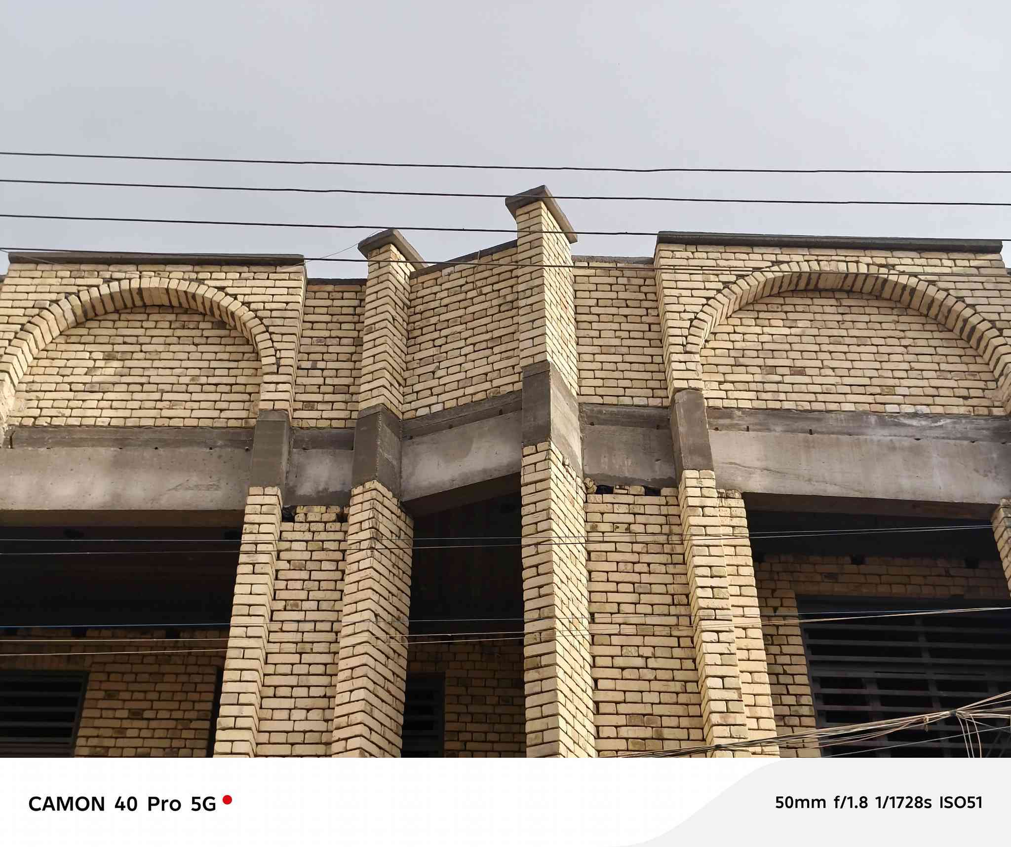 سلام عليكم
اقواس مال بناء مال واجهيه يسوي الواجهيه مثل ما موجود بالصوره جدد ما مستعملات  
السعر ١٥٠وبيه مجال للشراي 
***********
او مراسله على الماسنجر
