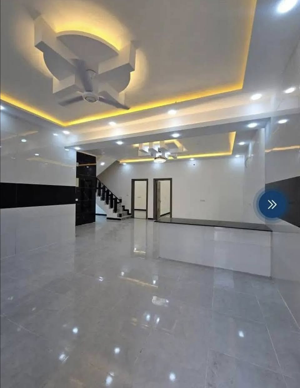 ترقبوا المزيد من اعمالنا لهذا العام 2026🏠🏠
🔹نقدم لكم مجمع سكني
في مركز البصره له فرعين     {منطقة البهادريه قرب حسينيه الامام علي و قرب حسينة بني ساله} 
🏠🏠🏠يضم مزدوج من المنازل الفخمه بقمة الجاذبيه والجمال مزوده باجمل الحدائق   هي بداية أسلوب حياة جديدة تنبض بالرقي والانسيابيه  ترتقي بمعنى السكن الحديث والمريح ويخليك قريب من كلشي تحتاجه 
منازل صممت بدقه جذابه تعكس صوره جميله  تبدأ من هنا راحه البال 
📌#تفاصيل محتويات كل دار في هذا المجمع هي :
🕦منازل تسليم مفتاح قيد الانشاءتسلم للزبون بالوقت المحدد له  🔑
#مساحته كل منزل 200م
📦#نوع البناء بلوك 
🔖#السعر سعر كل منزل 205وقابل للتفاوض مع المشتري ولدينا منازل اخرى باسعار اقل من ذلك وحسب المواصفات 
📉#جنس العقار طابو زراعي باسم صاحب الدار 
🟰الفئه طابقين كل فئة 
📌#العنوان الموقع الأول مركز البصره منطقه البهادريه شارع الامام علي 
📌#والموقع الثاني قرب حسينيه بني ساله تتضم 10دور مجاوره 
📱#للاستفسار عنه تواصل مع صاحبه ع هذا الرقم وبالخدمه***********
