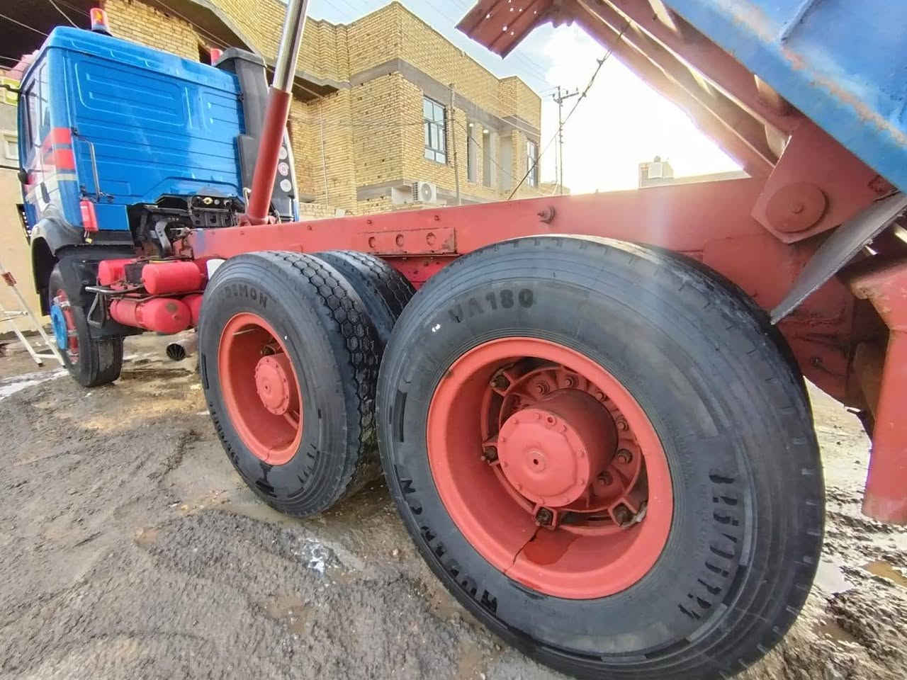 للبيع راس بدون بدي موديل ٩٤
للاستفسار
***********
***********
