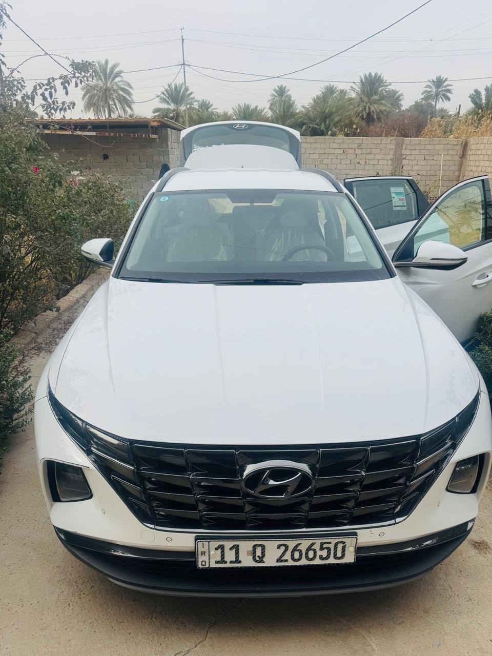 سلام عليكم
توكسان 24 خليجي كفاله عامه 
رقم بغداد ب أسمي
مكاني كربلاء حي الحسين
السعر. 220 بيه مجال بسيط
***********
