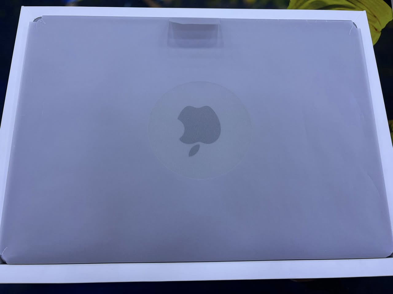 apple macbook pro 14 inch
M1 pro 
ram 16G 
ssd 1T 
نضافه 100‎%‎ 
كامل ملحقاته الاصليه 
بطاريه 89‎%‎ 
السعر : 1،450،000
بغداد - يوجد توصيل 
***********
