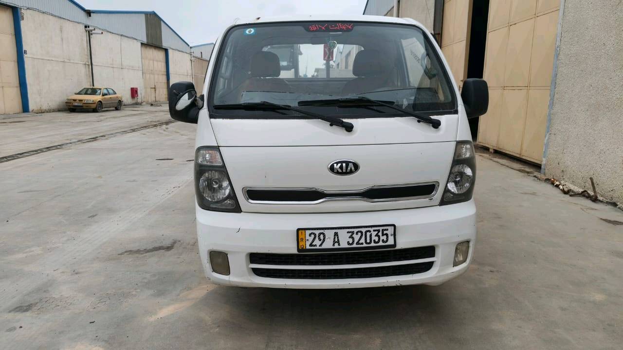 كيه بنكو موديل 2015واسط رقم انكليزي تحويل ثاني يوم السيارة مكفوله شاصي ورقم شاصي مكينه كير كفاله 
