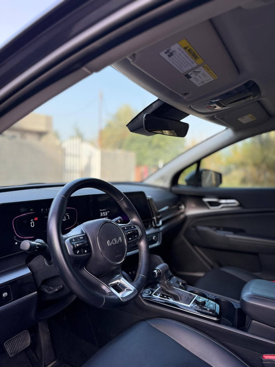 السلام عليكم
سبورتج موديل 2024
الفئه EX
حجم المحرك 2500 
عداد المسافه 48 الف 
المواصفات فول عده البنورامه
بصمه
تشغيل عن بعد
شاشه متصله
كراسي جلد
تدفئه مقاعد
تحكم تبريد لمس
ثلاث وضعيات قياده
رادرات جانبيه 
ردار امامي
لايتات عدسه زنون ابو الحجاب امريكي 
وباقي المواصفات المعروفه للسبورتج
السياره بدون رقم دخول جديد منفيس بسمي
ضرر السياره جملغ وبنيد صطحي مبدلات نفس لون  بدون ضرر للجزاء الداخليه للسياره شاصي لغود مكفوله ما عده بارد بقاعده تثبيت الجملغ الايسر سياره بدون قطره صبغ 
مكان السياره حله
سعر السياره 177 ورقه 
اي استفسار 
***********
***********
