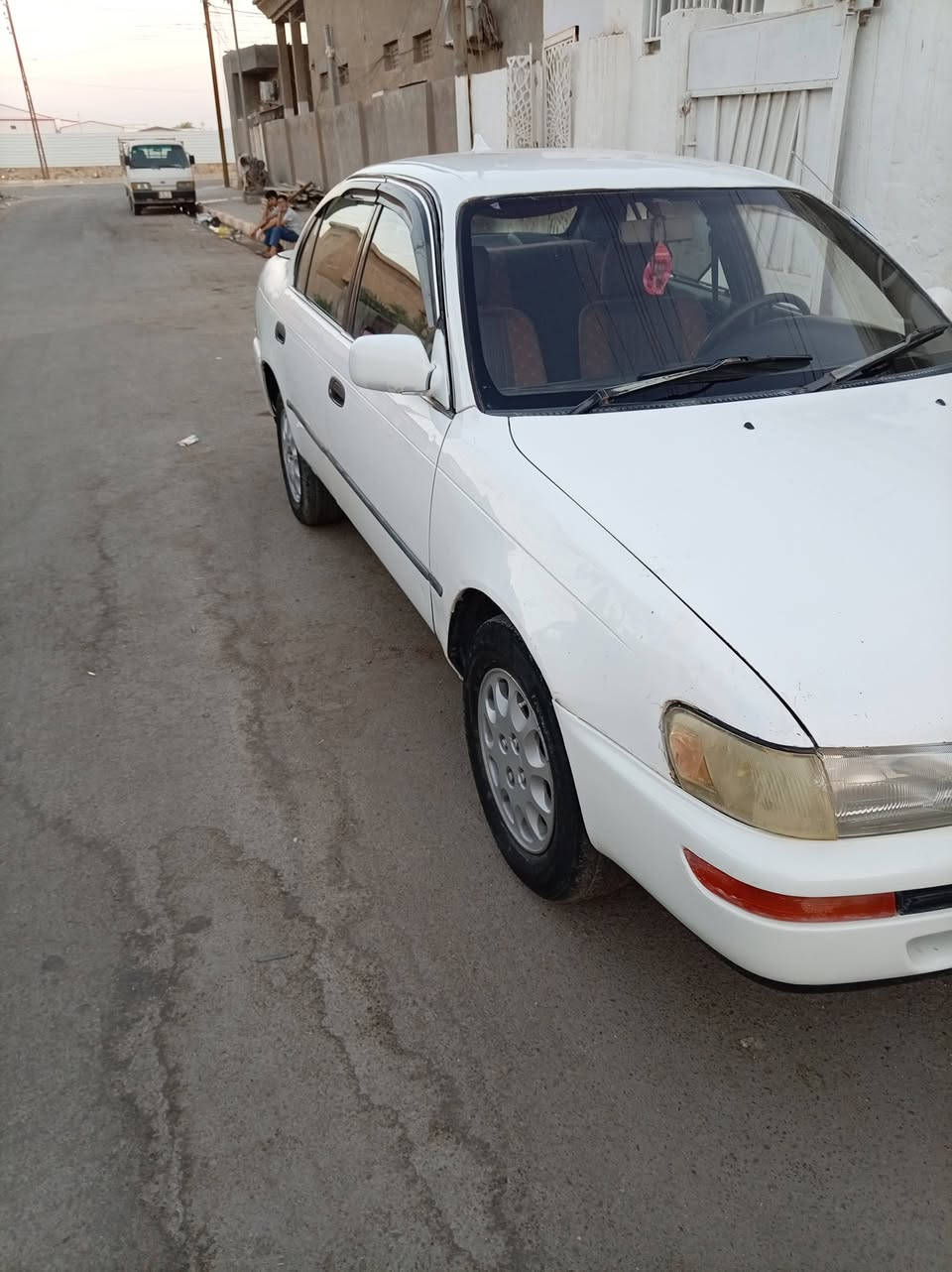عندي هاي الكورلة للبيع موديل 1995 صدرها منفوض الورة والجدام محرك وكير شرط تبريد منفوض نفض ثلج  رقمها بغداد مشروع وطني سنوية 2027 تحويل مباشر فقط بدون وكالة ***********
