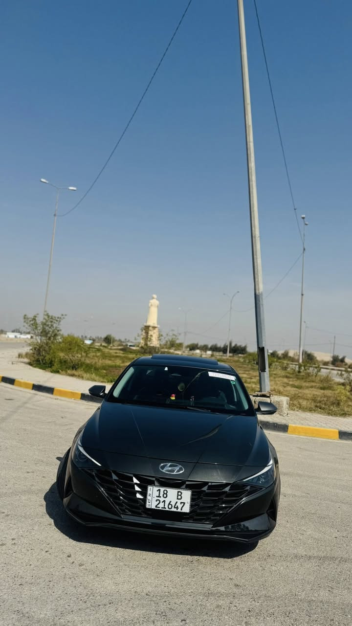 هيونداي النترا 2023 وارد — فئة Limited (لمتد) فل كامل
اللون: زيتوني 

🔹 المواصفات:
 • محرك 2.0L 
 • شاشة وسطية كبيرة 10.25 إنج
 • شاشة عدادات ديجيتال كاملة
 • نظام Apple CarPlay & Android Auto
 • كاميرا خلفية + حساسات خلفية
 • بصمة تشغيل ودخول ذكي 
 • فتحة سقف
 • كراسي جلد أصلية
 • تحكم كهربائي بمقعد السائق
 • دفئة مقاعد 
 • شحن لاسلكي
 • مثبت سرعة ذكي
 • نظام المحافظة على المسار
 • تحذير النقطة العمياء
 • اوتو هولد +هاند بريك دكمه
 • اضاءهLEDمحيطي داخل السياره ب75لون
 • إضاءة LED أمامية وخلفية
    •.     تدفئه استيرن 
    •.     رادارات محيطيه

حادث السياره شبر من جاملغ وره السايق مع قبغ الجنطه تبديل نفس الون 
ماشيه30الف حقيقي قابل للزياده رقم بابل بسمي تحويل ثاني يوم مكان السيارة بابل مركز المدينه
لاستفسار اكثر
***********
