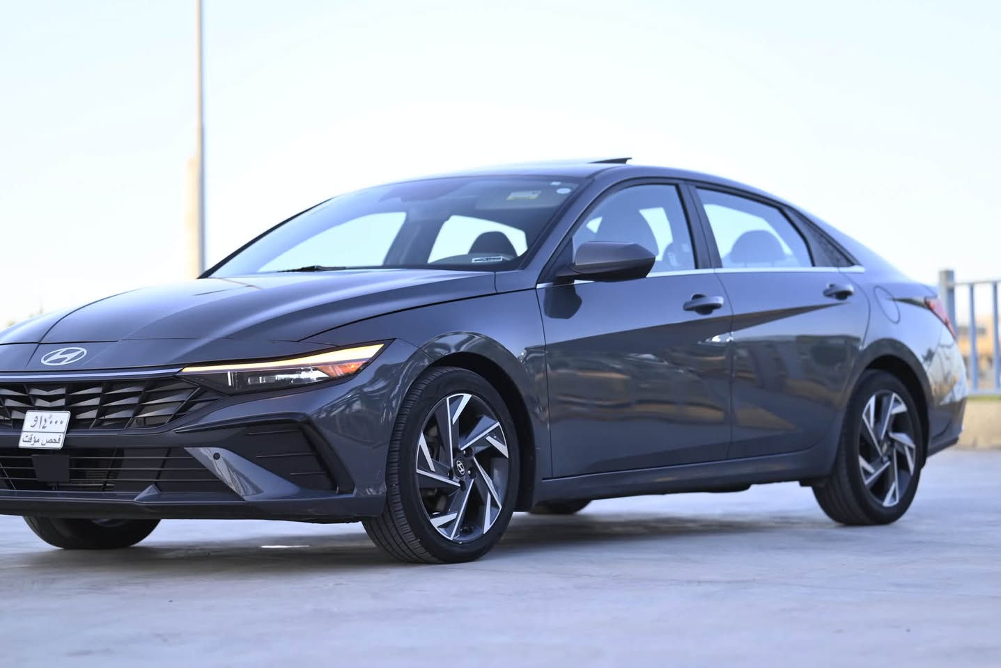 السلام عليكم
Elantra 2024 فول  مواصفات (كلين) كفالة عامة
 بارد شبر فقط دخول جديد صور الحادث مرفقة 
🏁🏁🏁🏁🏁🏁🏁🏁🏁
⬜️◻️▫️⬜️◻️▫️⬜️
المسافة المقطوعة : 18 الف m 🚶
حجم المحرك: 2000دوش 💪🏻
اللون : فيراني 
🏁🏁🏁🏁🏁🏁🏁🏁🏁
⬜️◻️▫️⬜️◻️▫️⬜️
🚗🚗🚗🚗🚗🚗🚗
🚗🚗🚗🚗🚗🚗🚗
الإضافات :  
شاشه دجيتل متصله بالكامل 📺
بصمة تشغيل 🌃
بصمة ابواب  2️⃣
بصمة صندوق📱
تشغيل عن بعد
رادار امامي رادار خلفي وجانبي  👈🏻
مانع تصادم بريك ذكي2️⃣
حساسات امامية ⚠️
تحديد مسار| : | 
مدخلين شحن واوكس 
تبريد بيانو منفصل 🅿️
تشغيل عن بعد ☝🏻
دشبول لد بلادي الوان ​👈🏻
تدفئة كراسي،👈
تدفئة ستيرنك 🔥
نقطة عمياء 🚨
إضاءة LED💡
ويل كب 🛞
شاشة تحكم لمس📺
اندرويد اوتو🤖
خرائط 🗺️🧭
دخول ذكي🚪
كاميرا خلفية دوارة 🚥
حساسات اطارات 🛞
مثبت سرعة Cross
اضوية امامية LED
نضام قيادة ذاتية🚘
انارة أضوية اوتوماتيك 
3انضمة قيادة (eso,Nor, Sport( 

للتواصل على الارقام التالية 
✅***********✅
✅***********✅
