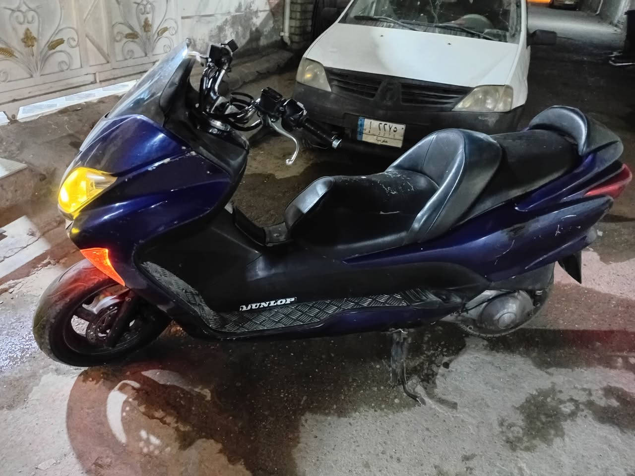 ***********
سلام عليكم 
دراجه ما عرف بيه كلش دراجه فورزه صفر 10 مثل ما مبين عندك بل فيديو مكينه مجفته مكينته 250cc اوراق كامله البارحه مبدل فيد بم ٦٠ الف 
وركز بل فيديو داير خلفي بي عواج شويه كفرات كدامه مبينه 
بكاني بغداد جسر ديالى بل ساهرون سعر500 بيه مجال حبيبي
