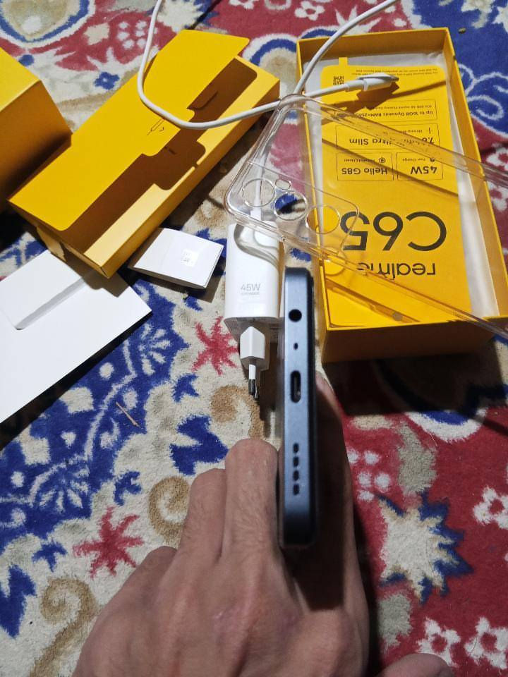 جهاز ريلمي c65 ذاكره 256 
جهاز كلشي مابي ماصارلي شهر من خذيته كامل الملحقات نضيف بي شويه كسر بالزكه
رايده مراوس شعندك اعرض مكاني ابو الخصيب


**إذا كنت صاحب هذا الإعلان وتريد حذفه لأي سبب، رجاءا أرسل رسالة إلى الدعم الفني**