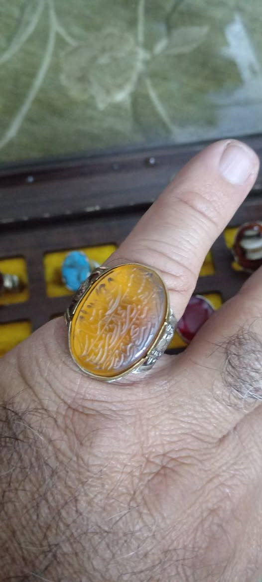 شرف الشمس قديم قياس ٢١   ٢٢ السعر ٣٨ الف


**إذا كنت صاحب هذا الإعلان وتريد حذفه لأي سبب، رجاءا أرسل رسالة إلى الدعم الفني**