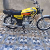 دراجه البيع كلك كلك ب 550وبيه مجال حك الجيه مكاني شطره رقمي 0784693630...