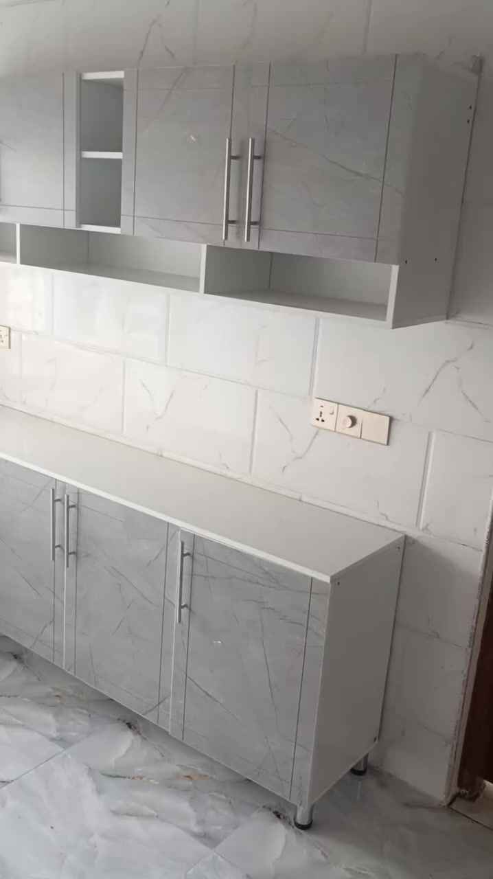 بعدني اصلا ما مستخدمه خلاص ...
للاتصال والتواصل خاص او واتساب 

***********
