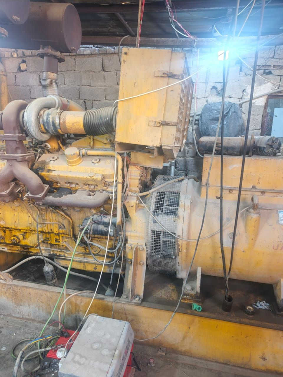 مولد اف جي ولسن ٥٦٤ كي في مكفول المحرك وراس التوليد موجود في محافظة ميسان  ***********
