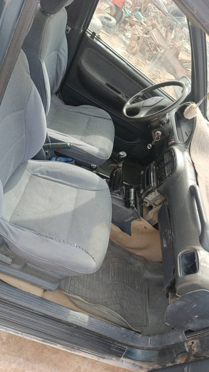 سلام عليكم 
سبورتج 93 فور ويل مكينه وكير خير من الله مكفولات كير عادي تايرات جدد دواخلها نظيفه كشرها نظيف رقم #بغداد الدولي سنوية لغاية 2031 بنص ساعه السيارة تتحول بأسمك السياره تخبل يرادلها ترتيبات جدا بسيطه سعرها 37 وبيها مجال حك الجية مكاني #كربلاء_المقدسة((***********))
