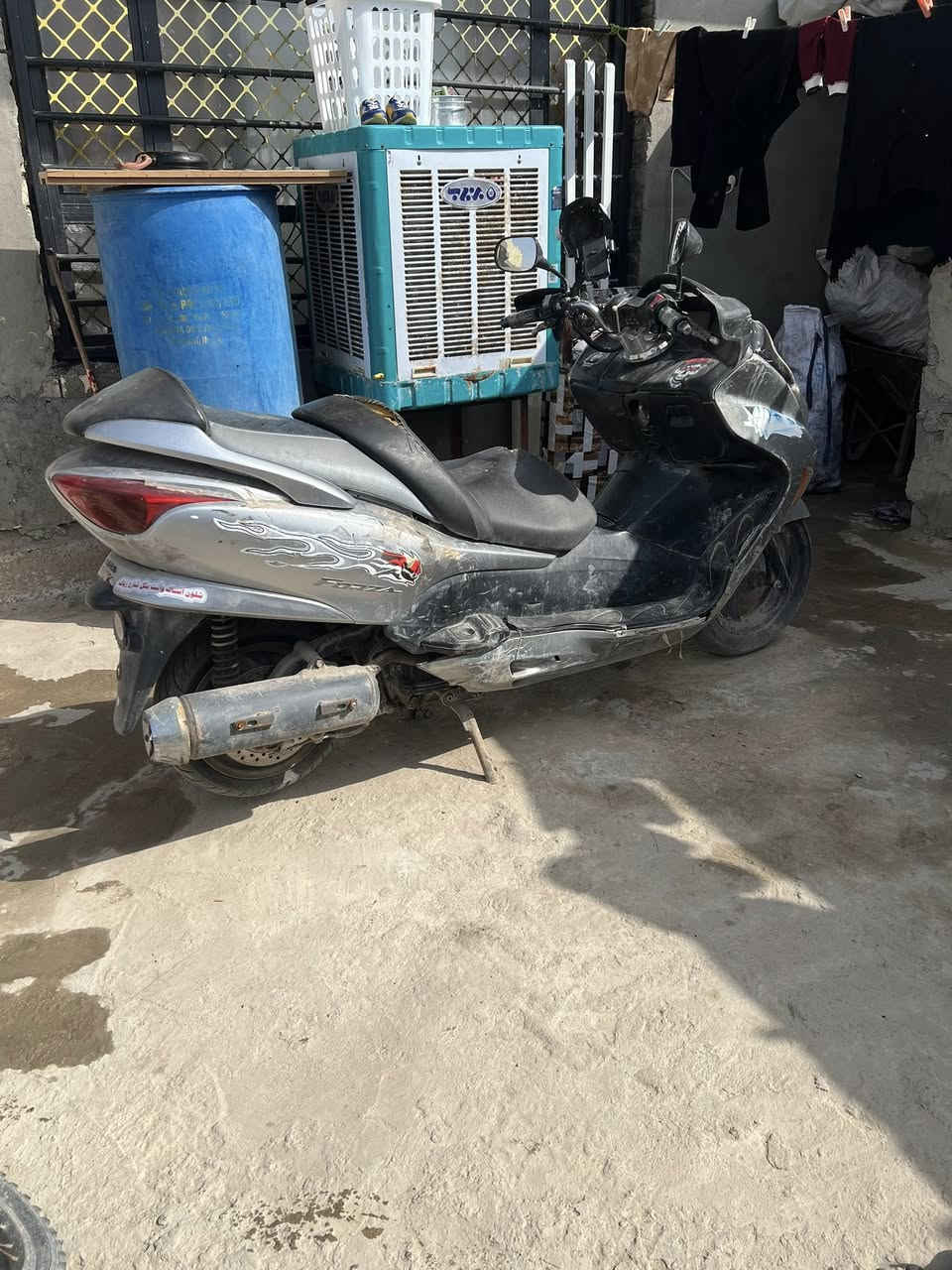 سلام عليكم فورزه 08سعر 400نقصً ويل شغاله الدراجه مكاني جسر الدوار ***********
