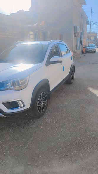 السلام عليكم 
شيري تيكو2 موديل 2018 رقم واسط

محرك 1500
12/20تصير حره تحويل مباشر

كير اوتماتيك 

حساسات خلفيه 

كامرة خلفيه

تبريد ثلج 

اشاير بالمري 

ماشيه 80 وقابل للزيادة سيارة نظيفه 

السعر 90 وبيها مجال بسيط 

بيها باب السايق ضربه ومعمره وتكحيل بدعاميه 

 رجاءاً الي ميريد يشتري لا يكسر بالسعر التواصل على خاص
او رقم ***********
