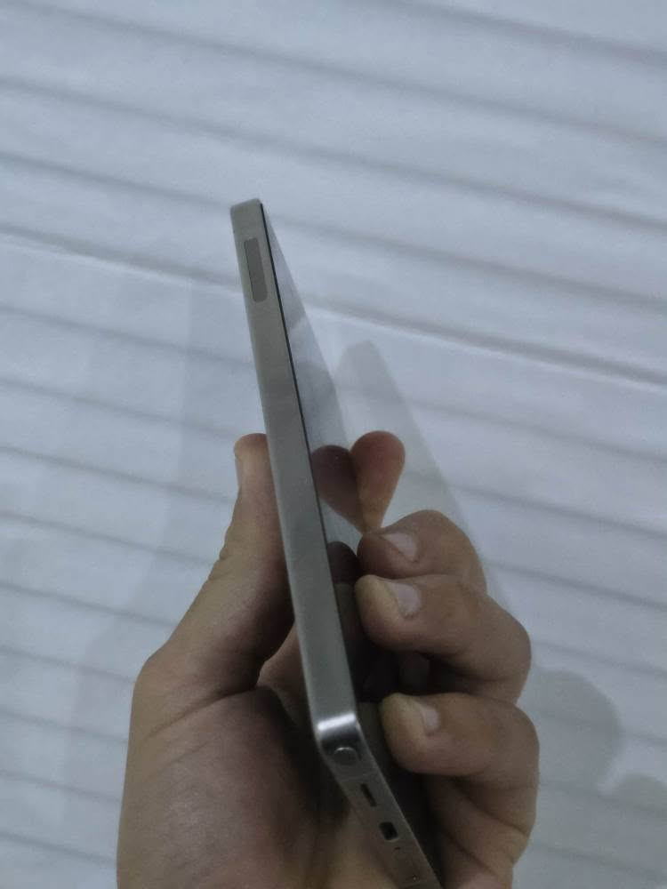 Samsung s25 ultra 
 نوسخەی ئەمریکی ئەسلێ 
بێ ئەشیا. کەڤەرو درعی لەگەڵە

١٠٠% خاوێن نەکراوە بێ عەیب بەهەمو شەرتو زەمانێ
ڕام12 و 256گێگا

نرخ: 555دۆلار قفڵ 

ئەمریکیە سیمکارت و ئیسیم ناخوینێتەوە جۆکەر ناکرێ
بایپاسو دیـــمۆ نــیـــە تـــکایە
١٠٠ جار فۆرماتیبکە کێشەی نیە 
بۆ ئەبدەیتیش بەزەمان دوینێ بۆی هات

*********** وەتسئەپ دخان, السليمانية
