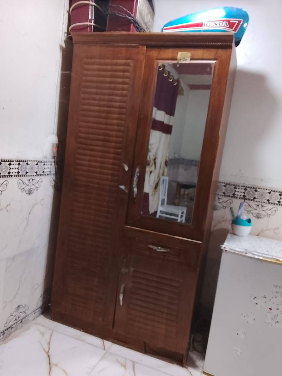 الكنتور ٥٥
والميز ٣٥


**إذا كنت صاحب هذا الإعلان وتريد حذفه لأي سبب، رجاءا أرسل رسالة إلى الدعم الفني**