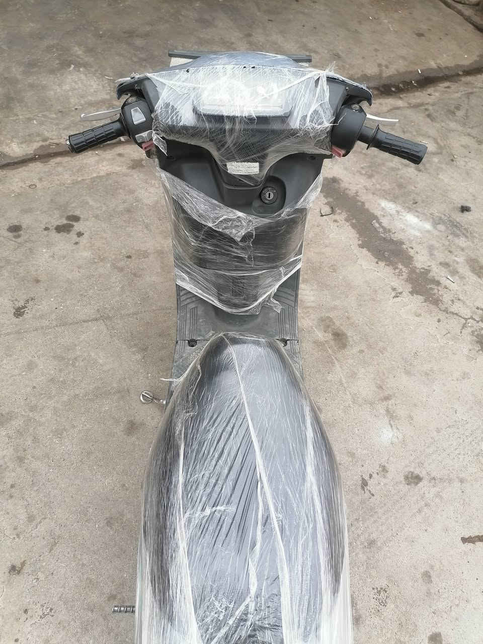 السلام عليكم عندي هاذا الماطور للبيع كهربائيات شغاله صوت اكسن مابي وشاصي مامكسور
السعر 250
وبي مجال***********
