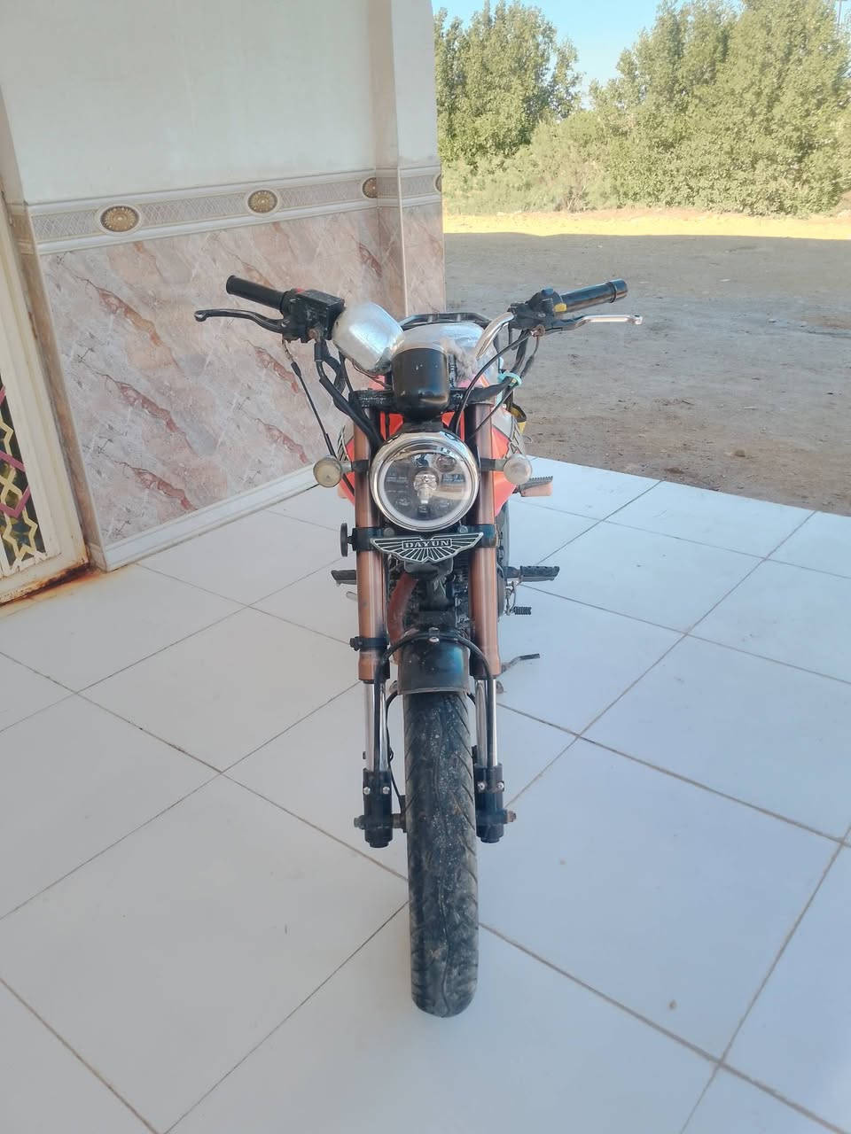 السلام عليكم دراجه للبيع دايون لايتي موديل 22 طالعه 23 اوراق مقفوله كفاله عامه محرك 200 مراوس دايون ناصريه قضاء اصلاح 
***********
