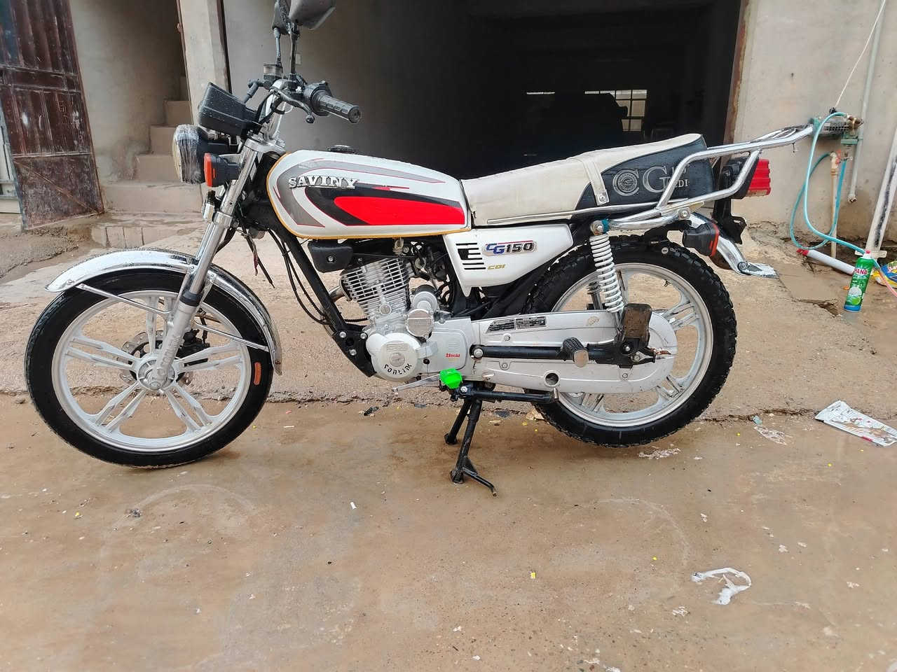 ماطور سافين 5 كير محرك لا صرف ولا بخار سلف شغال اي قص ما بيه منفيس بلادي محرك ما  مفتوح كهربائيات شغاله
2022
475
***********
