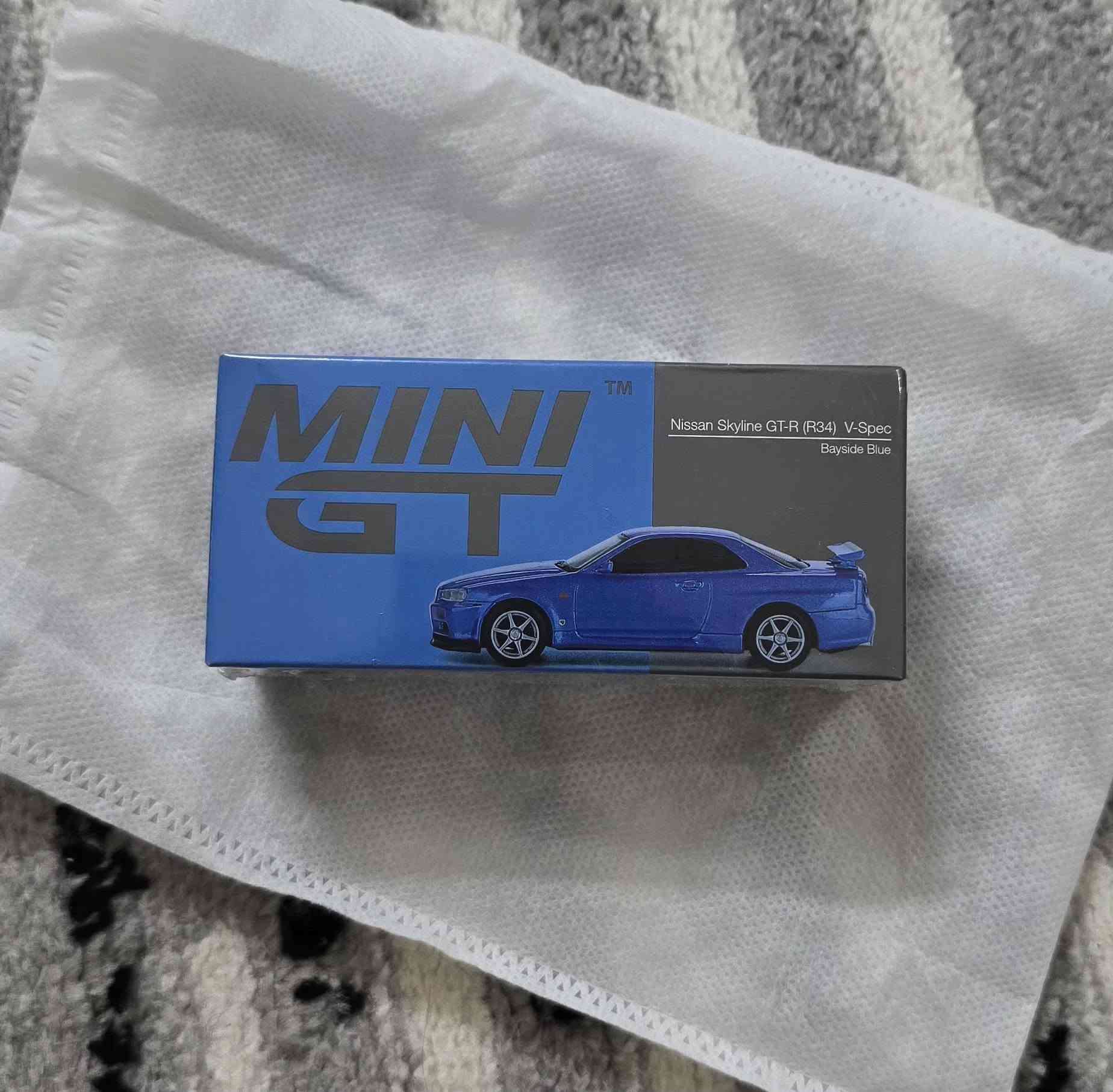MINI GT Nissan Skyline GT-R (R34) V-Spec
Bayside Blue

مجسم سيارة حجم 1/64 حديد 
جديد سيلد 
السعر : 25 الف مع هدية 🎁 

توصيل متوفر لجميع أنحاء العراق 🇮🇶 📦


**إذا كنت صاحب هذا الإعلان وتريد حذفه لأي سبب، رجاءا أرسل رسالة إلى الدعم الفني**
