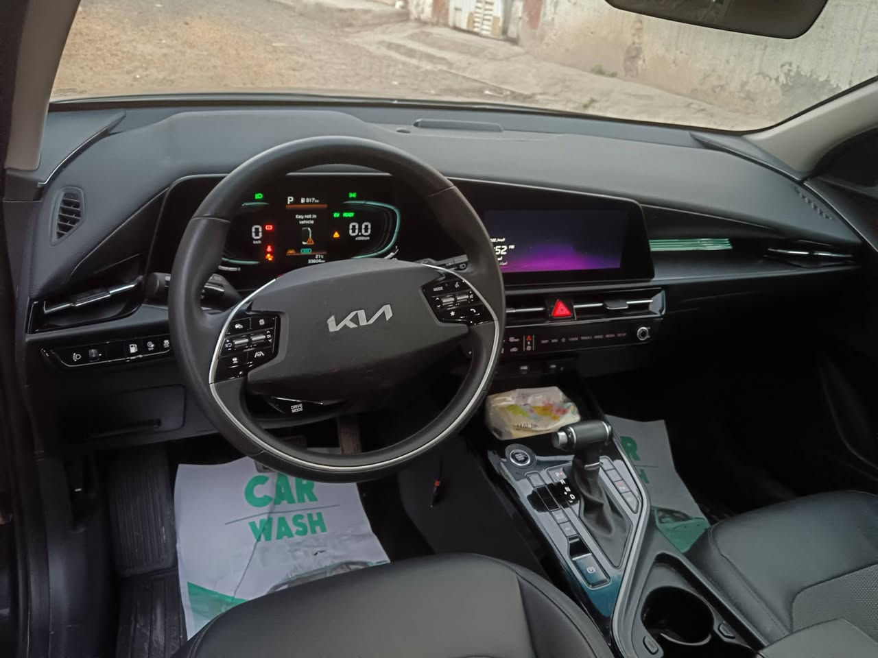 السلام عليكم
للبيع : كيا نيرو بلكن ( هايبرد +كهرباء +بانزين) 2023
وارد كوري
ممشى 35.000 كم
مقاعد جلد + قماش
شاشة متصلة
قطعتين تبريد
فتحت سقف
رادار امامي + خلفي + جانبي
حادث فقط چاملغ امامي ايمن بدون دواخل
السعر 150$
للاستفسار ***********
