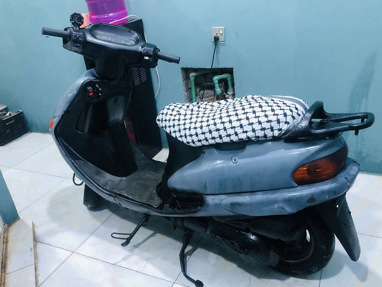 سلام عليكم للبيع دراجه سيام بوليسي مكينه ما مفتوحه حاويه مكانها كوفه حي ميسان *********** واتساب سعرها 225
