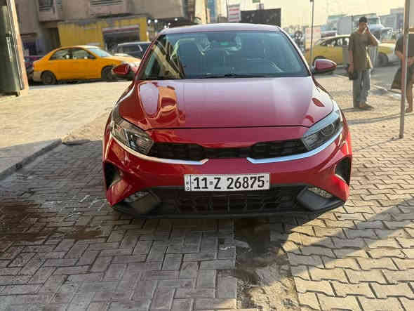 السلام عليكم من رخصة الادمن المحترم
كيا فورتي ايل اكس اس ٢٠٢٤
  Kia forte LXS 2024
مواصفاتها معروفه ميحتاج اذكرهن
ماشيه ٢٥ الف مايل
حادث امريكا موضح بلصور بس بنيد مبدل و الجاملغ راجع بارد 
و انطخت عندي ابغداد باب الصدر و الجاملغ شخط بسيط عندي فديو مصوره و بسببه صبغتهن.
السعر 15500 و بيها مجال قليل للشراي 
للاستفسار الاتصال على الرقم متوفر واتساب :***********
