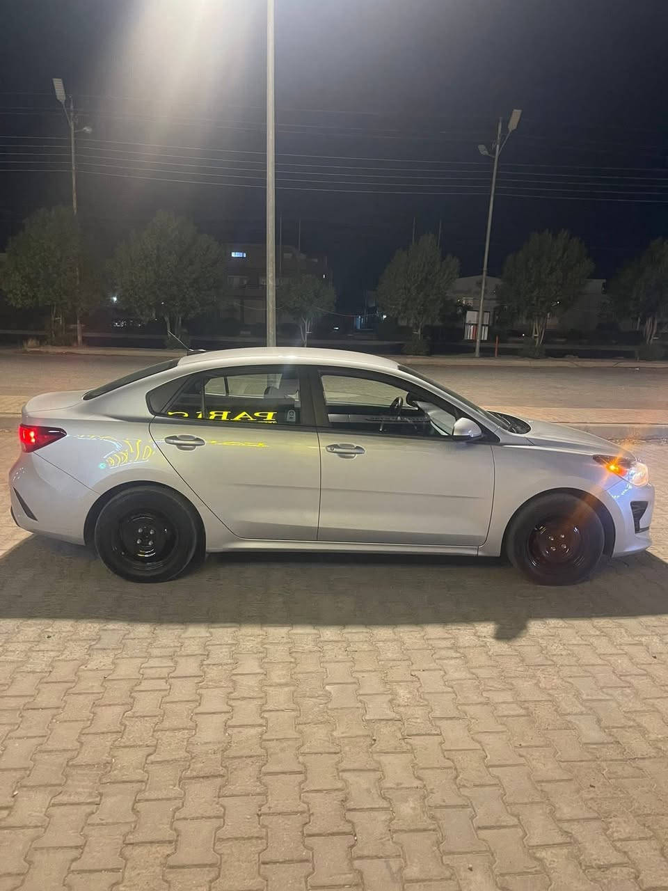 كيا ريو ٢٠٢١ ضرر كلير بنيد وكلير وبارد نفس الجاملغ ماشيه ٥٧ الف ميل الباقي مكفول السعر ١٢٠ ***********
