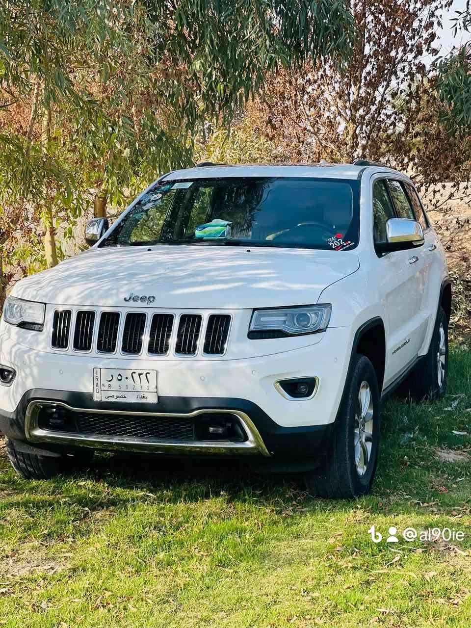 جيب موديل 2014  ليمتد خليجي وكاله عباس قزاز
فول مواصفات 6 سلندر فورويل
المواصفات 
١- محرك ٦سلندر حجم ٣٦٠٠ 
٢- بانوراما 
٣-ماوس تحكم اربع وضعيات قيادة ( ثلجي ،رملي،طيني،صخري)
٤-گير طياره 8 نمر وضعية قيادة عادية واوتوماتيك ووضعيه القيادة الرياضية S 
٥-دفع رباعي 4*4 
٦-مري جانبيه قلابه عند الرجوع 
٧-كشنات جلد تدفئه وتبريد 
٨-تشغيل واطفاء عن بعد 
٩-نظام ايكو لتقليل الصرف 
١٠-نظام مانع انزلاق ومانع منحدرات و فور ويل ثقيل 
١١-اشاير بالمري 
١٢- صندوق كهرباء
١٣-نظام تعتيم بالمري الجانبية والوسطية
١٤-شفات تحكم بالسرعه بالاستيرن 
١٥- الاستيرن تحكم فول جهتين
١٦-شاشة كبيره تحكم بجميع اعدادات السياره 
١٧-تبريد قطعتين خلفي و امامي 
١٨-حساسات امامي خلفي
١٩-سياره ماشيه  100 meL@ 
٢٠-تدفنه وتبريد كشنات 
ملاحظه :- السياره مكفوله كفاله عامه 
للاستفسار :-‭0771 508 4871‬
