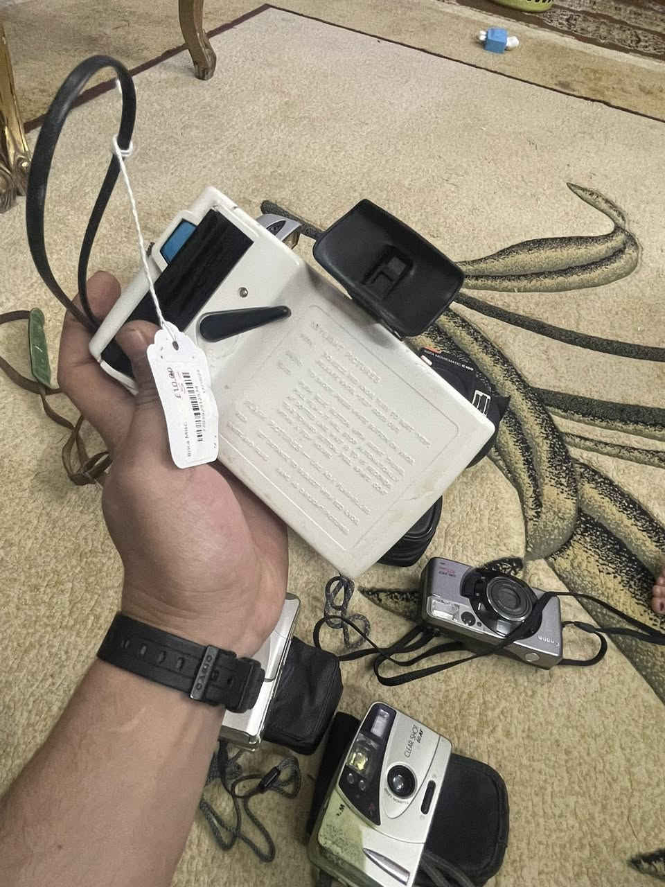 سلام وعليكم
كامرات انتيكات اصليات اللبيع شلع اعلى سعر ابيع ***********
