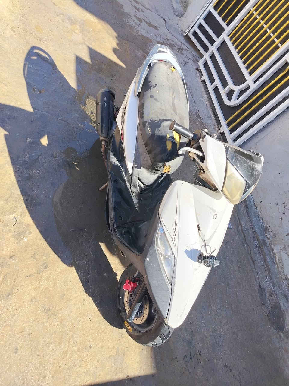 السلام عليكم
ماكس ثعلب للبيع دراجه بلاديه مابيه نقص نكره سلف مكينه ناعمه شلعه. ومعدل كهربائيات كله شغاله  وبيها مجال للشراي *********** بغداد غزاليه
