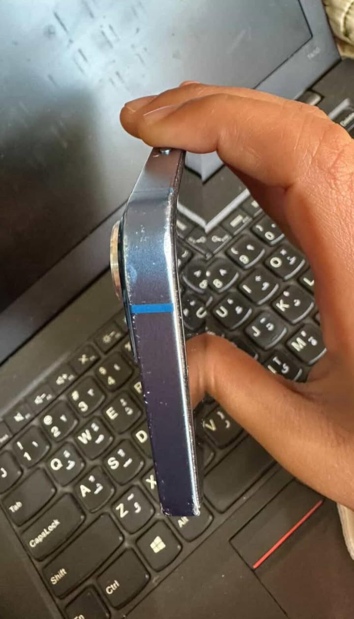 سلام وعليكم ، ايفون 13 عادي 128 بطاريه 80 شرق اوسط شريحه وحده الجهاز  نهائيا ممفتوح ولا مبدل بي شي بس بي طخات خفيف بالزوايه نهائيه مامأثرات على الشاشه ولا الضهر ولا الشاصي رايده ب450 وبي مجال بسيط


**إذا كنت صاحب هذا الإعلان وتريد حذفه لأي سبب، رجاءا أرسل رسالة إلى الدعم الفني**