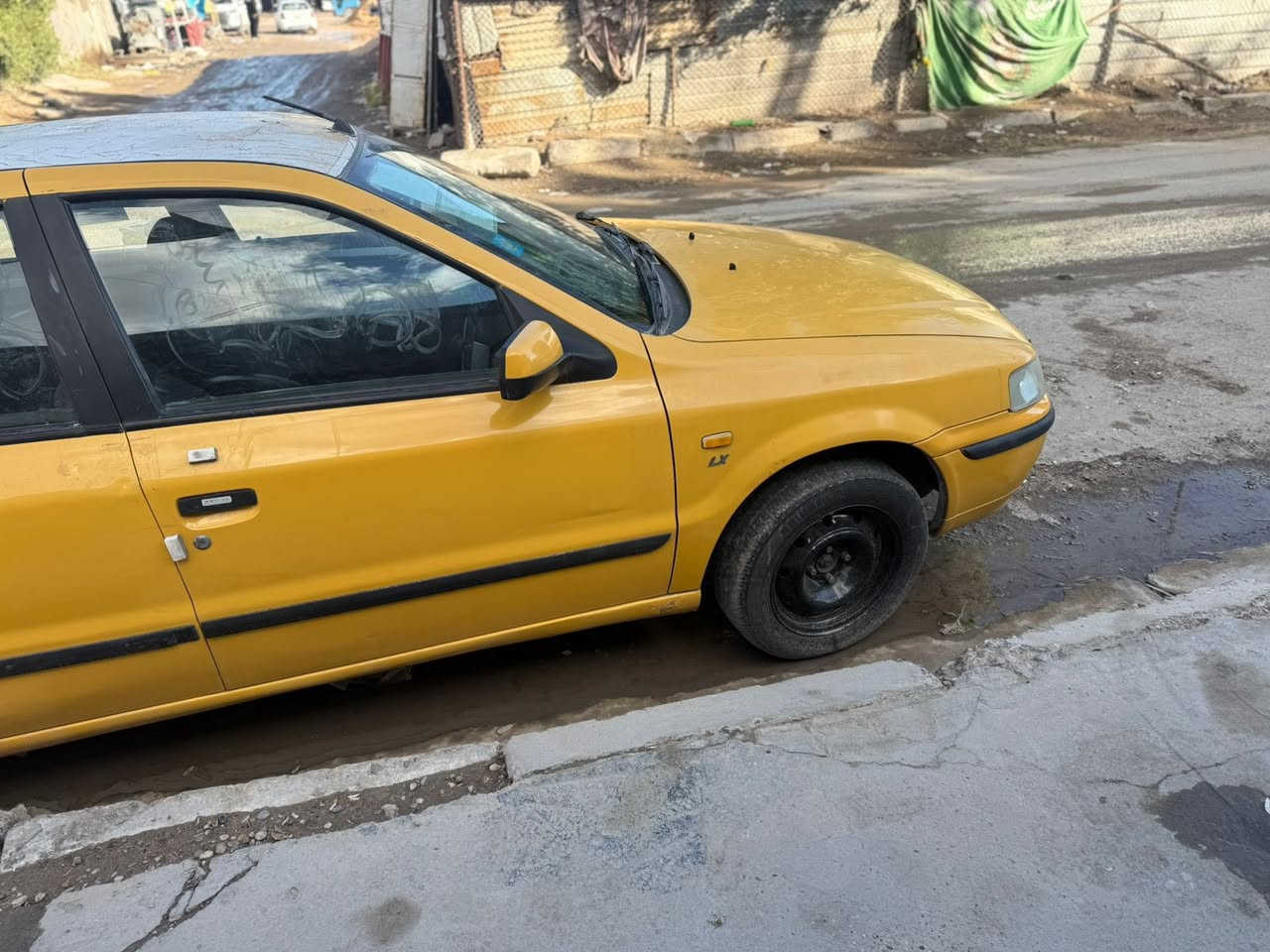 السلام عليكم عندي سياره ١٧     ***********  بغداد
