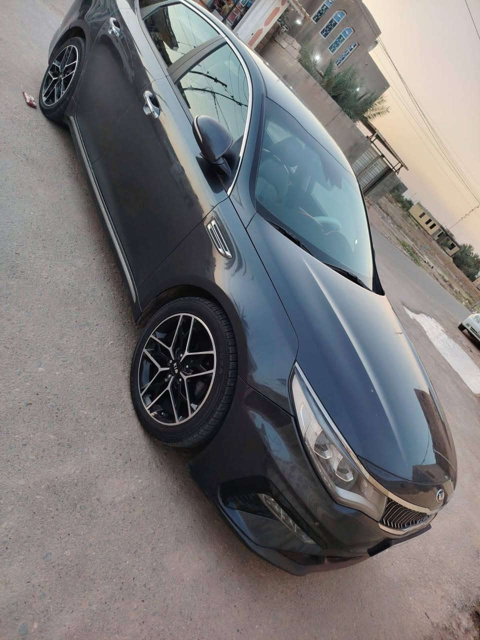 سلام عليكم
k5 2019 البيع
مكينه 2000دوش بانزين اصل
فول مواصفات 
هاندبريك دكمه
رادار جانبي
رادار مامي
تبريد قطعتين
لايت وبكلايت LED زنون بلادي
تحديد  مسار
حساس مامي خلفي
كشن كهربائي جلد 
بصمه+تحكم مقود جيهتين
عداد المسافه (170)-الف Km
دفايه كشن كشن وستيرن
دخول ذكي
نضام ترحيب
يدات نيكل 
رقم بغداد نكليزي تحويل ثاني يوم
المكان السماوه 
*********** الستفسار
