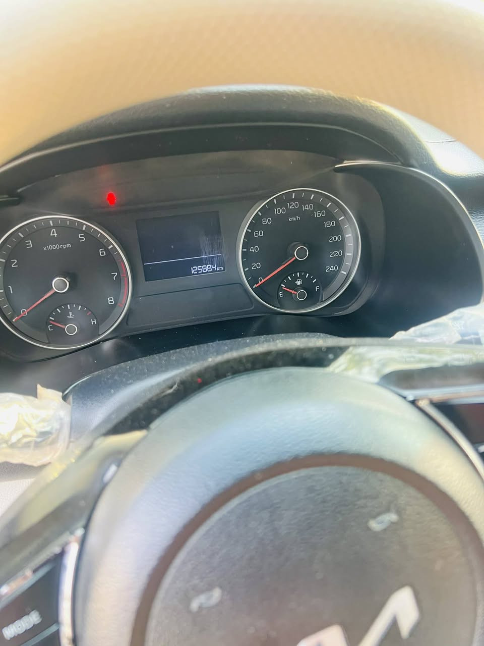 سيراتو موديل 2022
مكينة 1600

السونار داخل المنشور 
السعر 153 وبيها مجال قليل 

للاستفسار ***********
