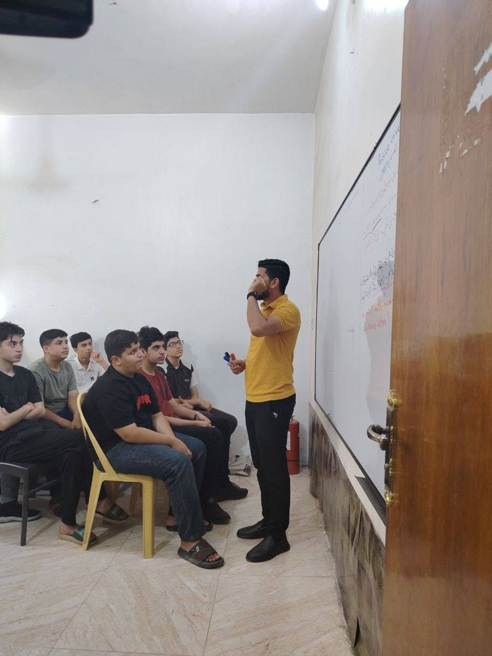 📚 ما زال التسجيل مستمرًا في دورة اللغة الإنجليزية 📚
✅ شرح مبسّط وسلس لجميع المواضيع  ✅ امتحانات يومية وأسبوعية
✅ متابعة مستمرة حتى يوم الامتحان ✅ حل الأسئلة الوزارية والمهمّة 
✅ مراجعات مركزة للامتحانات الشهريةونصف السنة والفاينل لضمان تحقيق أفضل واعلى النتائج
👨‍🏫 الأستاذ علي العبيدي مدرس اللغة الإنجليزية
🏫 معهد إشراق الخاجية
📞 *********** 📲    ✈️ @and472and
