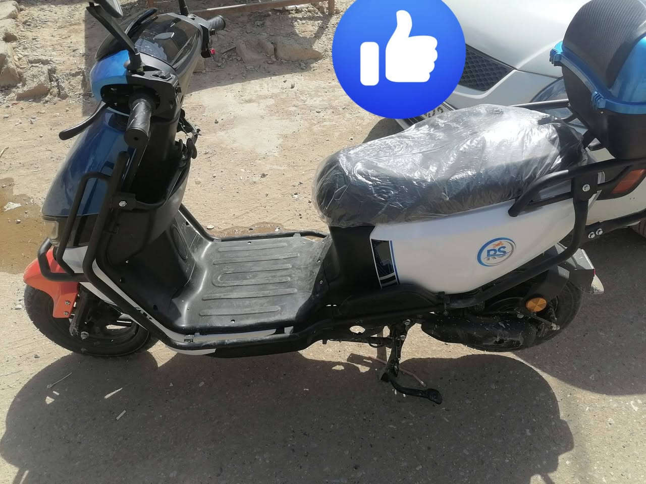 دراجة شحن 7 بطاريات سرعة 95 حقيقي بحالة جيدة جدا السعر 650.000 الف المكان ديالى بعقوبة ***********
