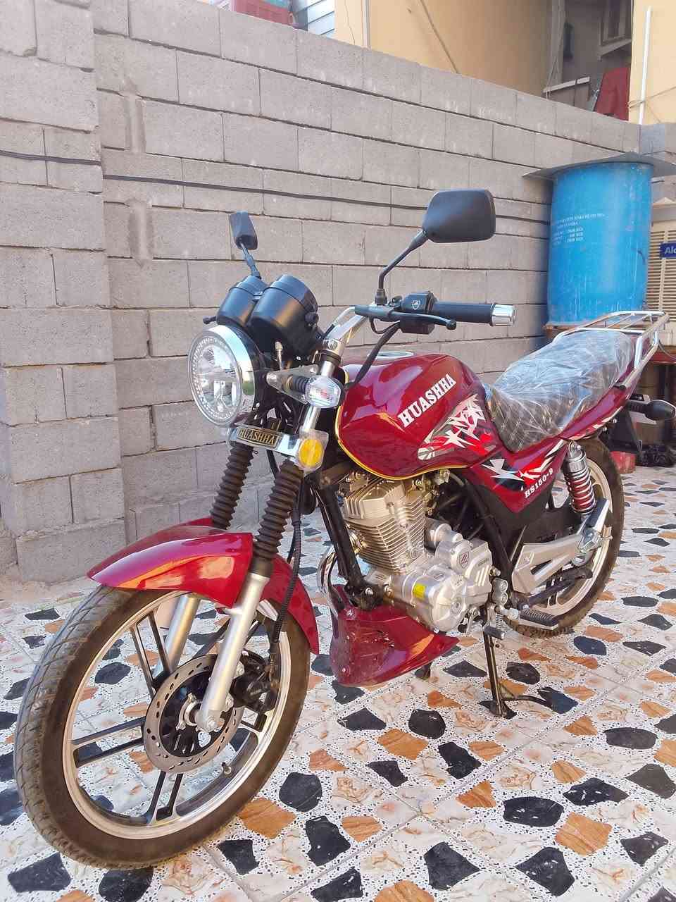 دراجة هيوشا موديل 23 بعدها زيرو البارحة بليل طلعتها من الجمعية
السعر 1500 مليون ونص 
***********
