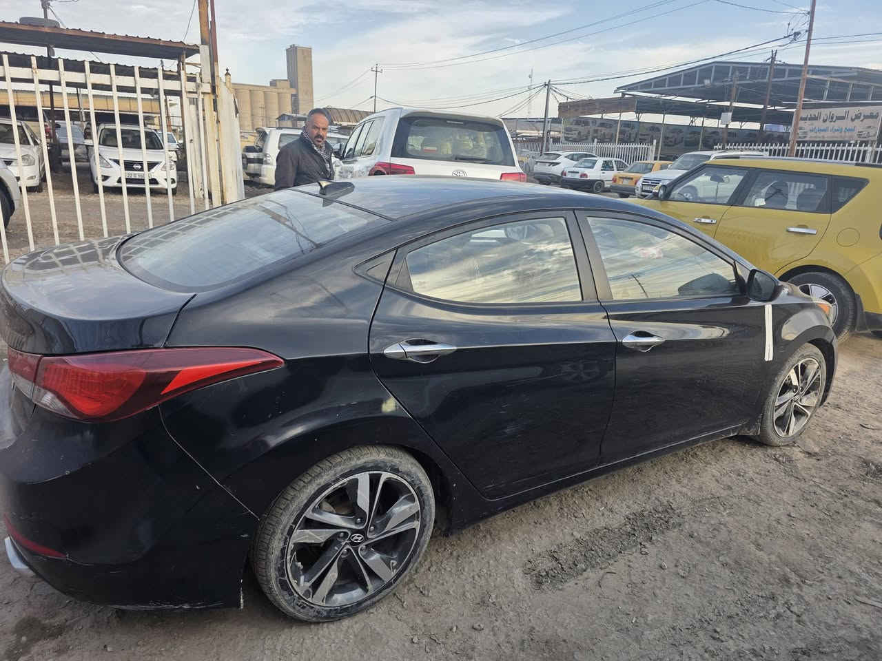 سلام عليكم النتره 2016 وارد امريكي سونار مرفق بالمنشور  محرك 1800 ويل  كروم فتحه تحكمات شاشه كامرة فول ماعده  البصمه السعر 90 وبيه  مجال مكاني ديوانيه رقمي *********** تريد تحويل  وكاله
