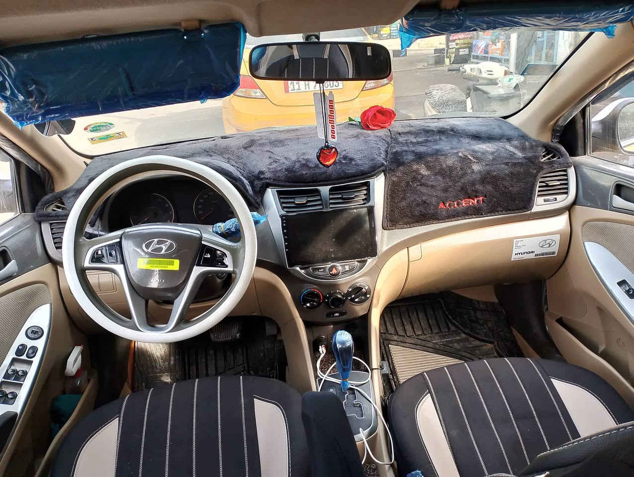 السلام عليكم
اكسنت مضلع 🚖 
وارد كوري 🙋 
موديل 2015👋
رقم بغداد أوربي 👋 هوه شرعيها 
هيئه وغرامة صفر 🚦 شرط التحويل 🚦 فقط 
كاربون بانزين ⛽ 
محرك 14/كير سفتي 
محرك وكير شرط 👋 
طخم تاير طخم امامي خلفي جديد 👋 
تبريد ثلج 🥶 مكيف الهواء 
📢 ظررها شبر بجاملغ الخلفي وشبر قبق صندوق 
🛑#السعر 88$💸 وبيها مجال 
#العنوان #الموصل #موصل_الجديده قرب جامع الايقظه شارع البطاريات 
🛑 1️⃣ اوقات العمل🕰️الاتصال من الساعه التاسعه صباحا الى الساعه العاشره ليلا🛑
🛑2️⃣بلتلفون قفل ماكو تعال ودفع سعر اليعجبك 🛑
#مكتب_ارض_السلام #لبيع_وشراء_السيارات 
🛑 #باداره/ سلام الراشدي 
***********📱كورك 📞
***********📱اسيا📞
