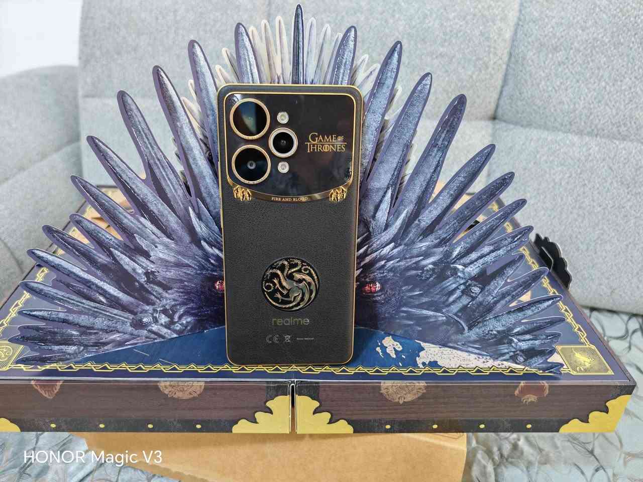 موبايل ريلمي
15 pro 5G
النسخة الخاصة والمحدودة نسخة كيم اوف ثرونس كامل الملحقات نظافة 100 بالمية الذاكرة 512 كيكا الرام العشوائي 12كيكا شاشة منحنية نوع امولد الكامرات 50 ميكا ثلاث كامرات دقة 50 ميكا بكسل خلفية الجهاز جلد البطارية 7000 ملي امبير المعالج سناب دراكون 7 جن 4 يدعم الشحن السريع 80 واط محدث اخر تحديث للبيع فقط مكاني ديوانية 
***********
