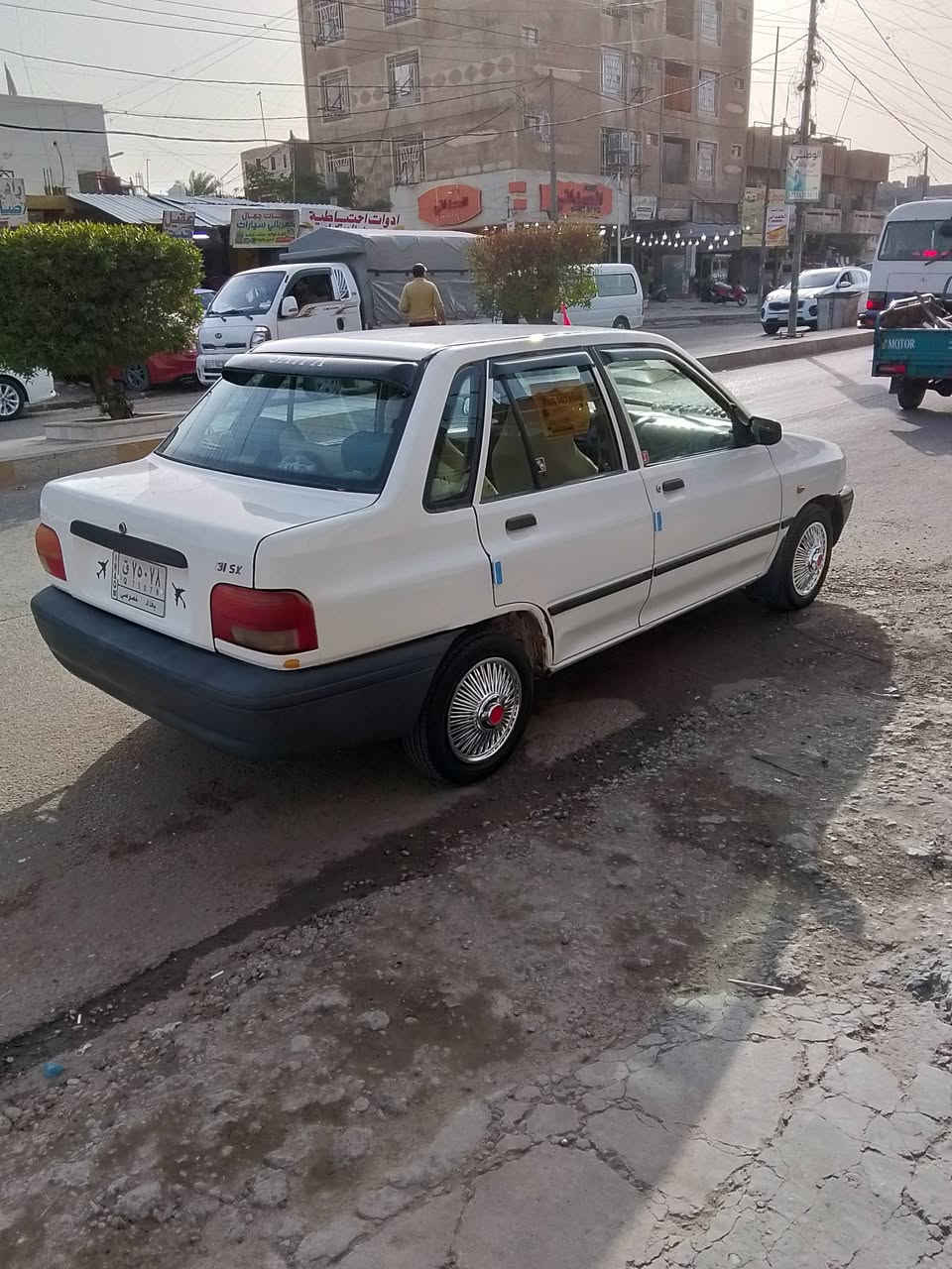 سايبة موديل 15 اصل صفرة ومصبوغة ابيض خصوصي بسمنة كير محرك كفالة شواصي شركة ماملعوب  بيهن تبريد ثلج تتفية تخم تاير جديد دوشمة جديدة سيارة كفالة مامبدل بيهة ايشي سعر 36 وبيهة مجال مكان بغداد حرية ***********
