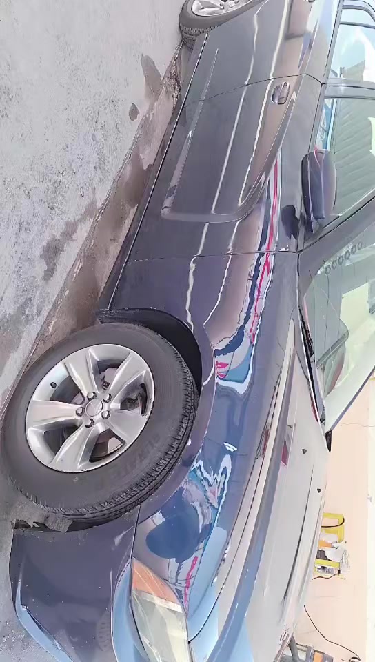 سلام عليكم جارجر للبيع ١٤ صبغ ٤ قطع فقط و ٢ تبديل سياره جديده ما مشتغله خط تبريد تدفئة رقم بغداد باسمي حداديه نظيفه وره و كدام مكاني حله *********** السعر ١٣٠ و بيه مجال
