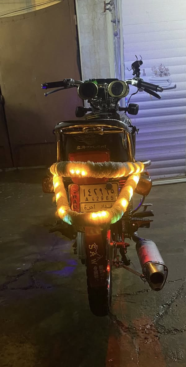 دراجه كلش حلوه ونضيفه حيل مجفته قبل سبوع مديل 19شناط فول كله شغاله تره حله من الصوره  سعره 425وبيه مجال هاذه رقمي ***********اتصل
